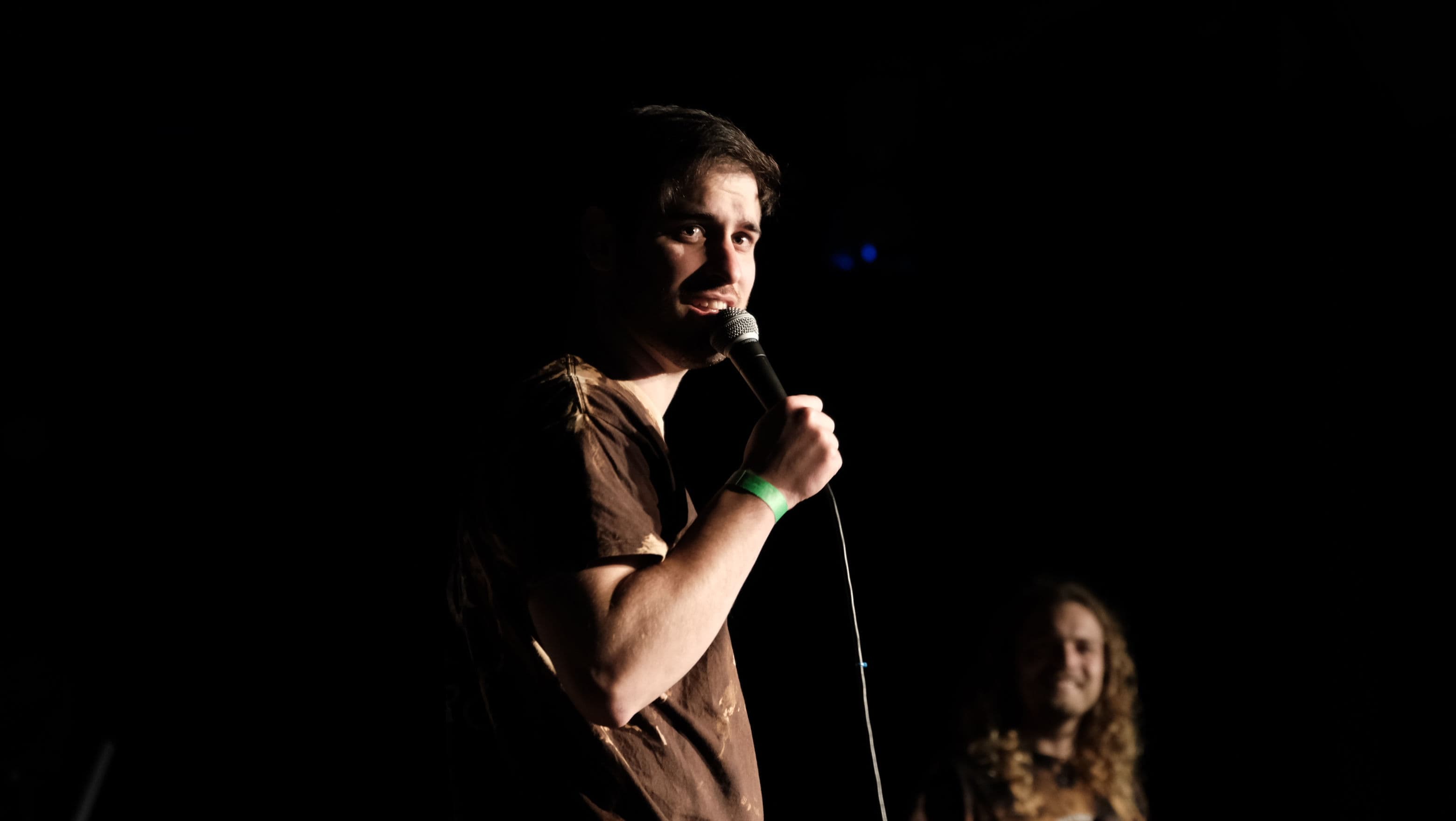 Alvaro und Maxi begrüßen die Gäste